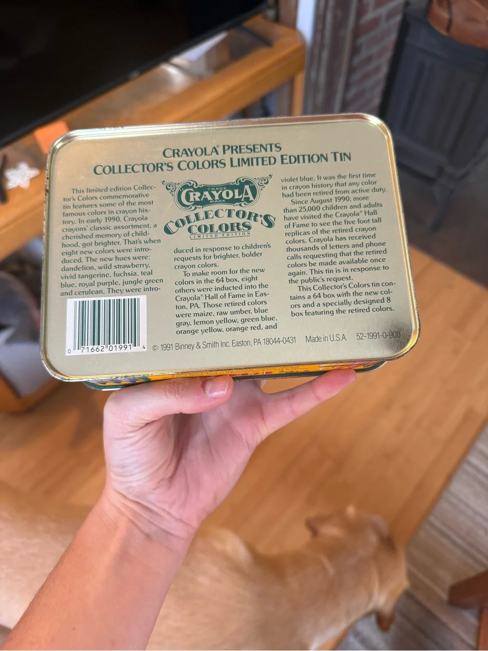 Vintage Crayola Collector's Colors Limited Edition Tin - Green & Yellow